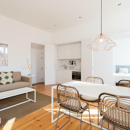 Chiado Cozy Apartments - By Lu Holidays Lisbon Luaran gambar